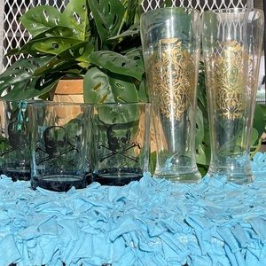 Halloween/skull drink glasses